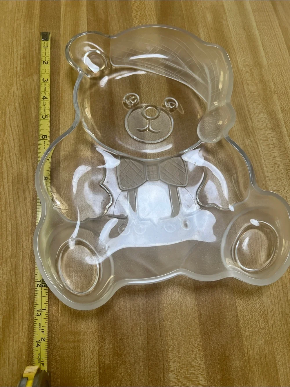 #2682*”9x13” Clear Teddy Bear Shaped Serving Dish - Transparent